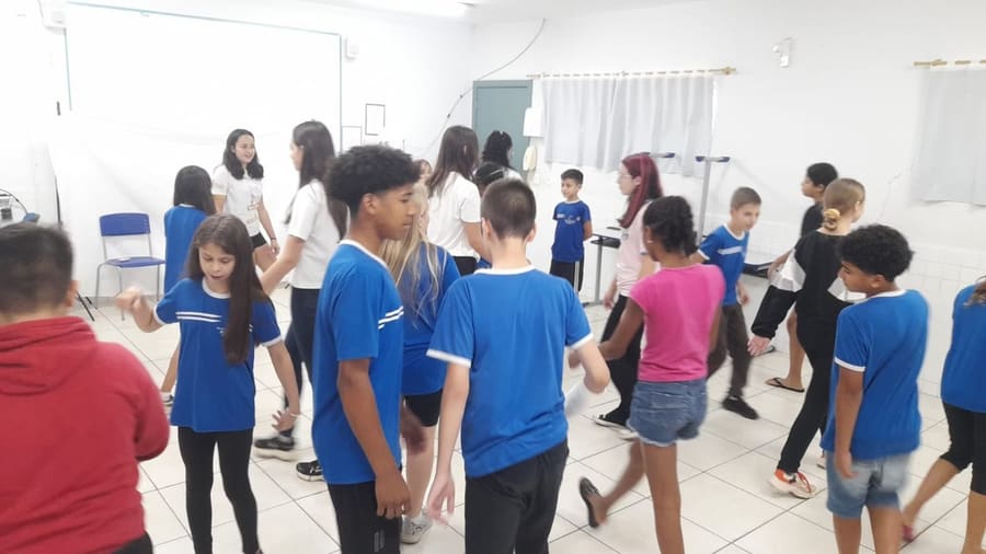 Oficina de teatro do Reconstruindo o Futuro